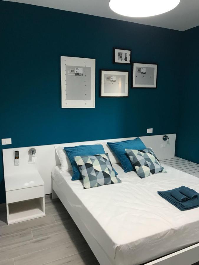B&B Luxury Apartments Pulsano Exteriör bild
